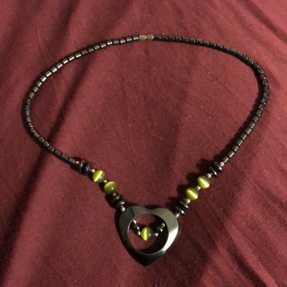 Black metallic and green heart necklace Hawaii